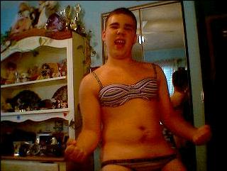 credits to Dwaggy for finding a pic of Suislide's brother credits to Dwaggy for finding a pic of Suislide's brother